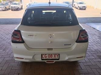 2025 Suzuki Swift Hybrid UZ Pure White