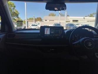 2025 Suzuki Swift Hybrid UZ Pure White