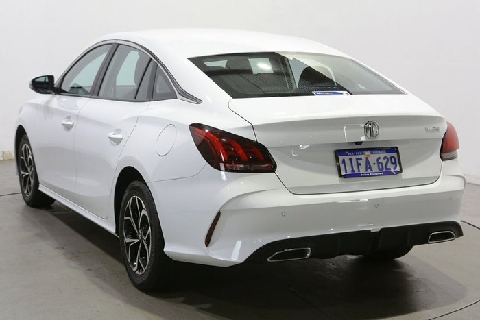 2024 MG MG5