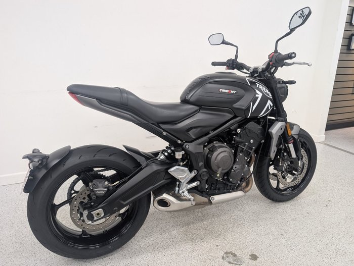 2023 Triumph TRIDENT 660 Black