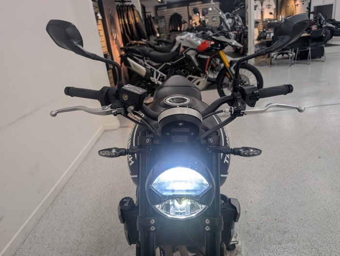 2023 Triumph TRIDENT 660 Black