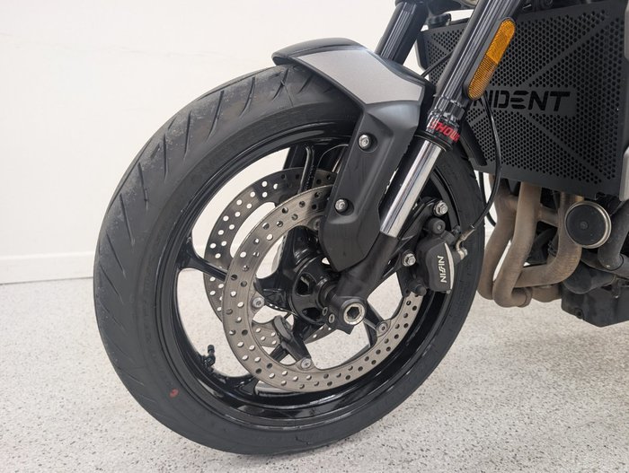 2023 Triumph TRIDENT 660 Black