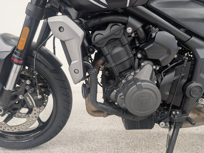 2023 Triumph TRIDENT 660 Black