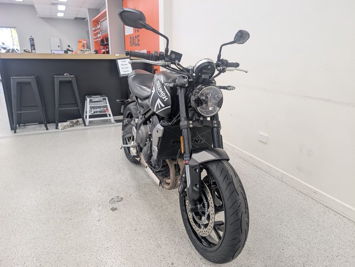 2023 Triumph TRIDENT 660 Black