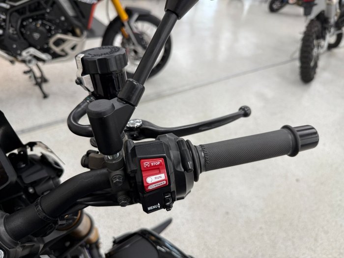 2022 YAMAHA MT-09A SP (MT-09SP) Black