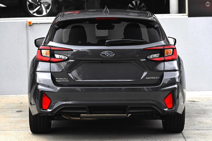 2025 Subaru Impreza 2.0R