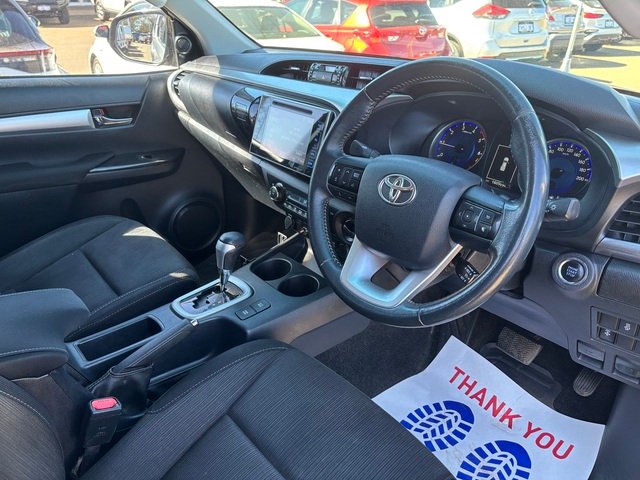 2016 TOYOTA HILUX