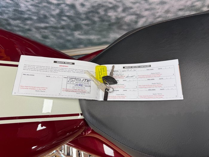 2018 Suzuki VZR 1800 BOULEVARD (M109R) MAROON
