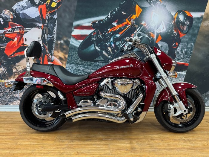 2018 Suzuki VZR 1800 BOULEVARD (M109R) MARRON