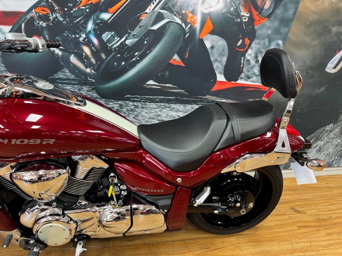 2018 Suzuki VZR 1800 BOULEVARD (M109R) MAROON