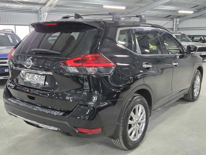 2019 Nissan X-TRAIL ST