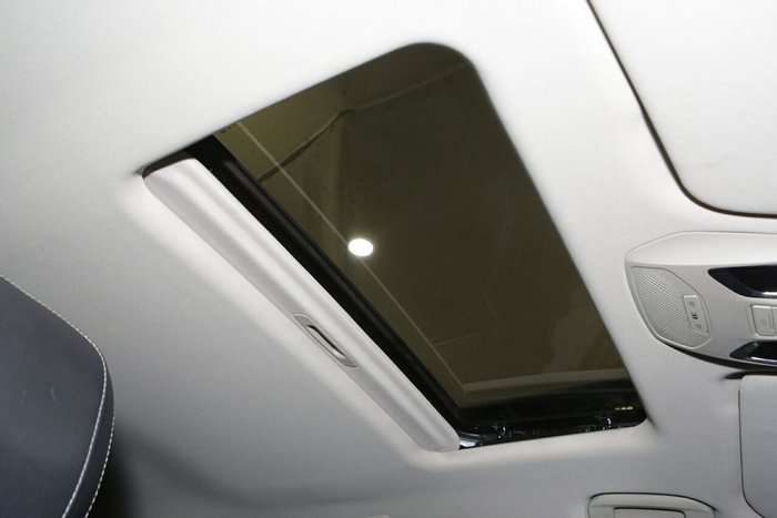 2022 LDV D90 Executive