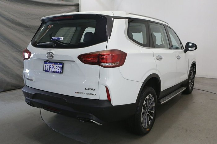 2022 LDV D90 Executive