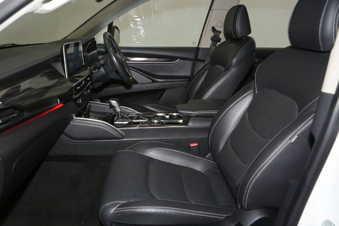2022 LDV D90 Executive
