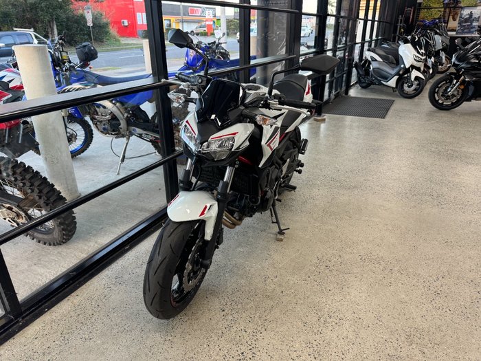 2022 Kawasaki Z650L (LAMS) WHITE