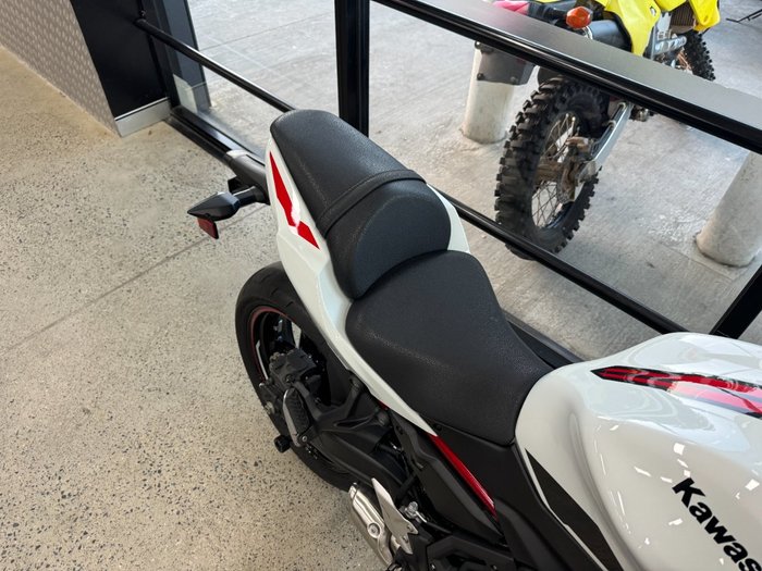 2022 Kawasaki Z650L (LAMS) WHITE