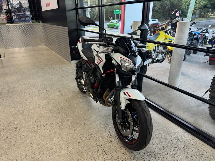 2022 Kawasaki Z650L (LAMS) WHITE