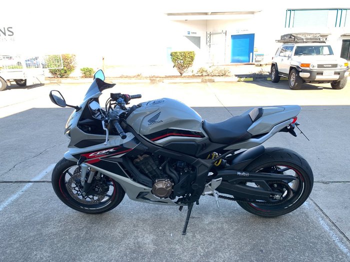 2021 Honda CBR650R grey