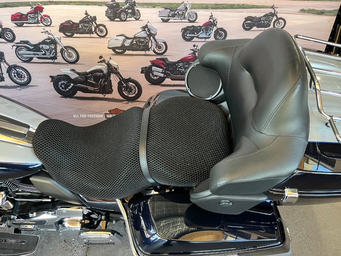 2020 Harley-davidson FLHTK ULTRA LIMITED Midnight Blue/Barracuda Silver