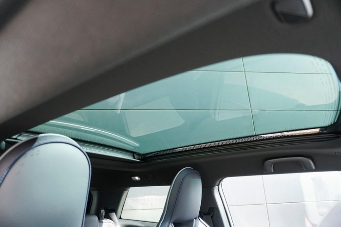 2025 MINI Cooper SE Favoured