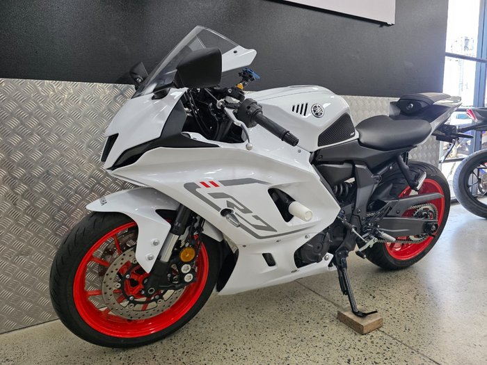 2023 Yamaha YZF-R7LA WHITE