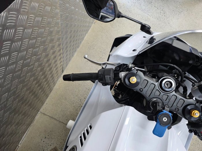 2023 Yamaha YZF-R7LA WHITE