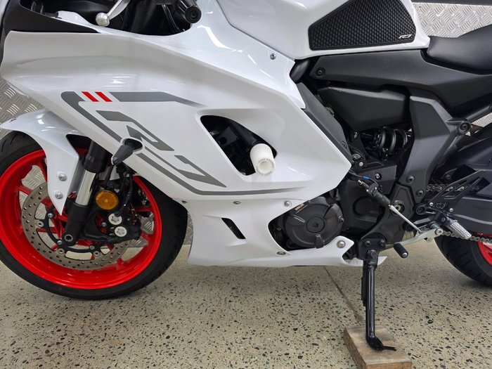 2023 Yamaha YZF-R7LA WHITE