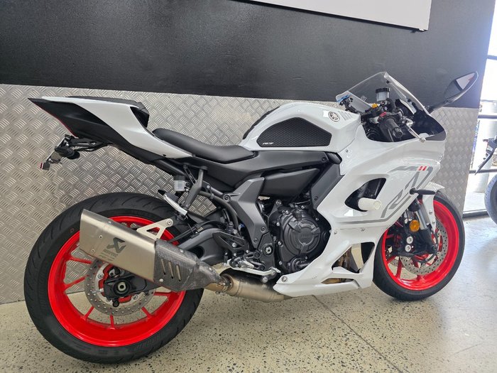 2023 Yamaha YZF-R7LA WHITE