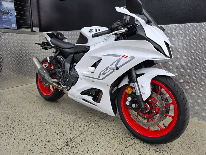 2023 Yamaha YZF-R7LA WHITE
