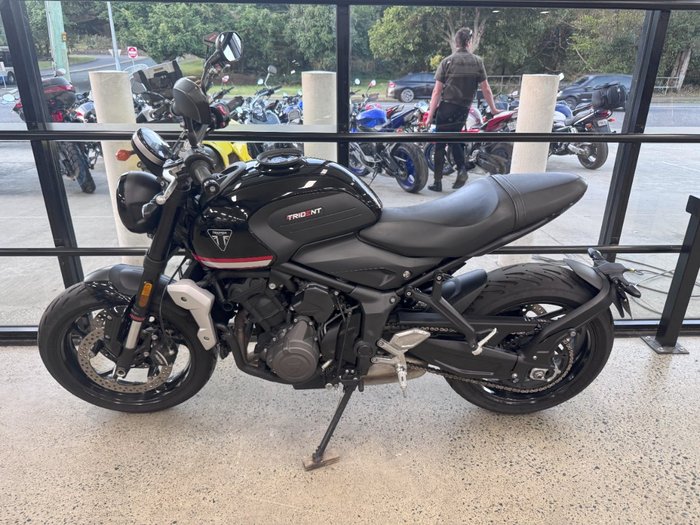 2022 Triumph TRIDENT 660 BLACK