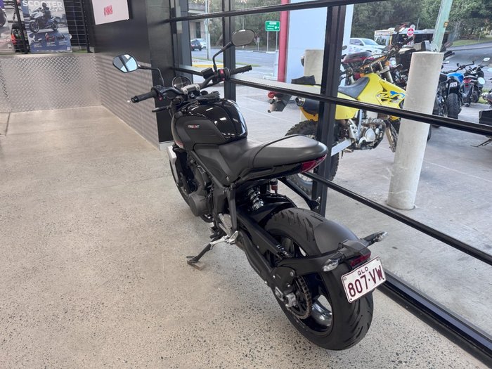 2022 Triumph TRIDENT 660 BLACK