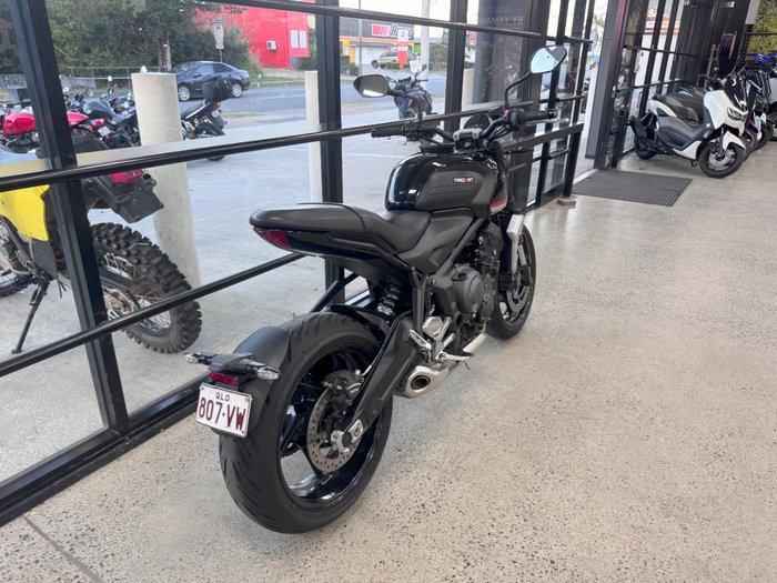 2022 Triumph TRIDENT 660 BLACK