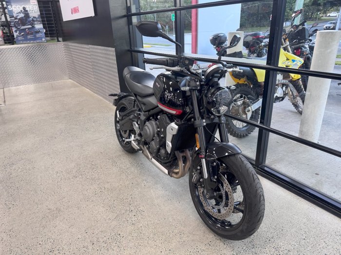 2022 Triumph TRIDENT 660 BLACK