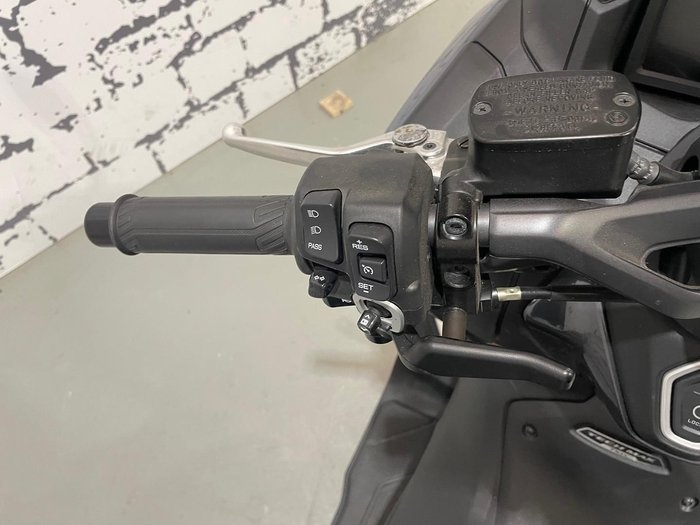 2022 Yamaha TMAX 560 TMax Black