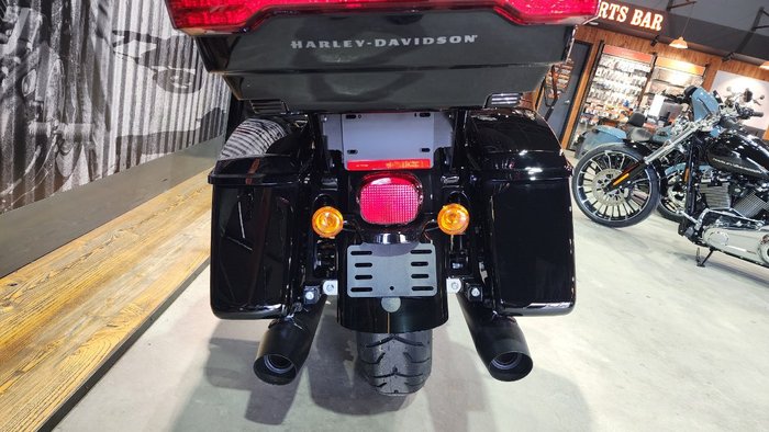 2024 Harley-davidson FLTRK ROAD GLIDE LIMITED (114) Vivid Black