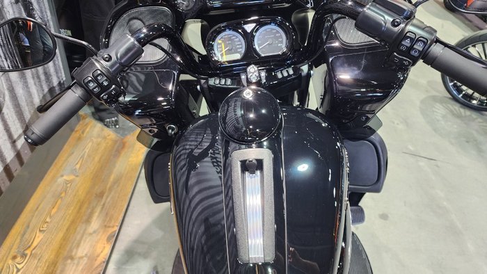 2024 Harley-davidson FLTRK ROAD GLIDE LIMITED (114) Vivid Black