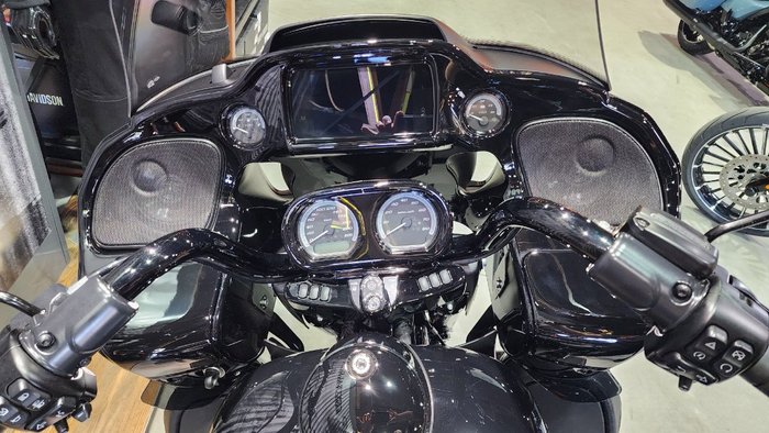 2024 Harley-davidson FLTRK ROAD GLIDE LIMITED (114) Vivid Black