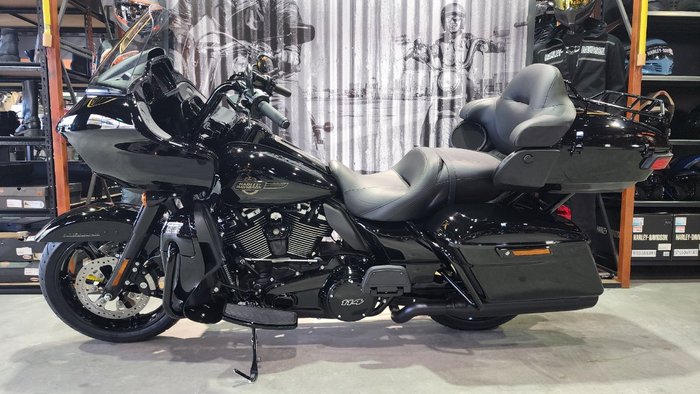 2024 Harley-davidson FLTRK ROAD GLIDE LIMITED (114) Vivid Black