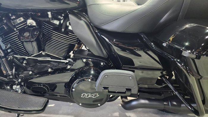 2024 Harley-davidson FLTRK ROAD GLIDE LIMITED (114) Vivid Black