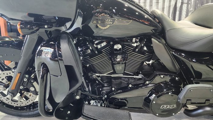 2024 Harley-davidson FLTRK ROAD GLIDE LIMITED (114) Vivid Black