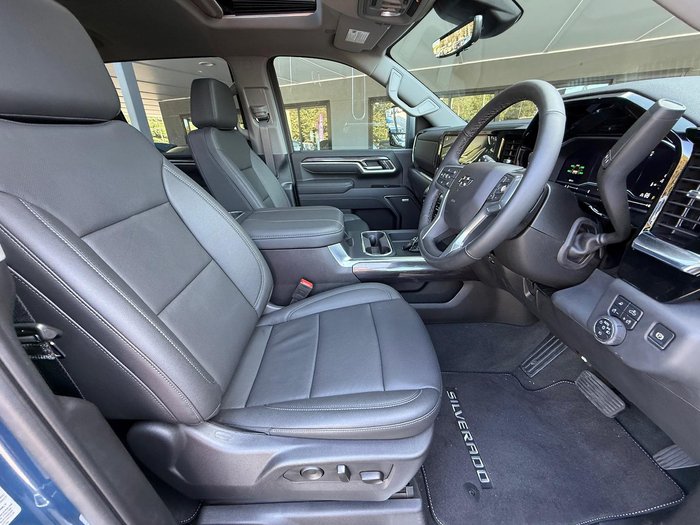 2025 Chevrolet Silverado HD LTZ Premium W/Tech Pack