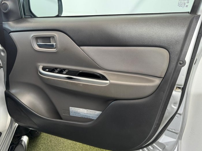 2016 Mitsubishi Triton GLS
