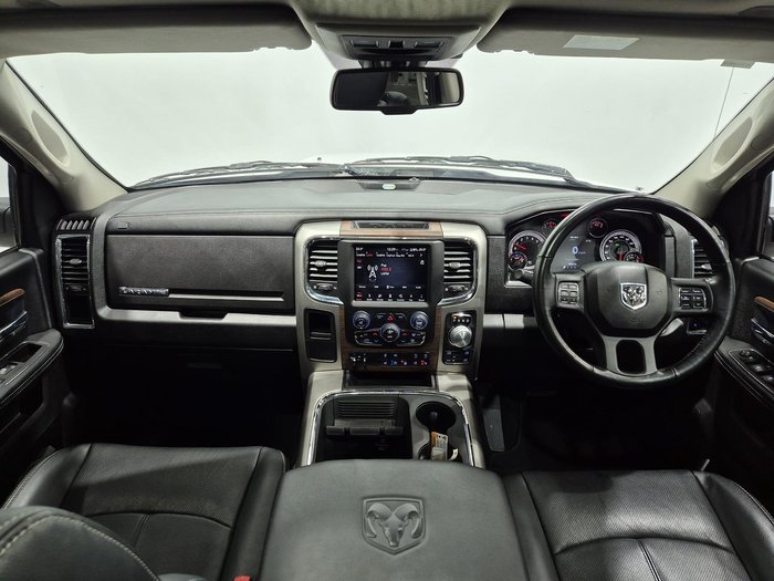 2020 RAM 1500 Laramie DS MY19 4X4 Dual Range Bright White