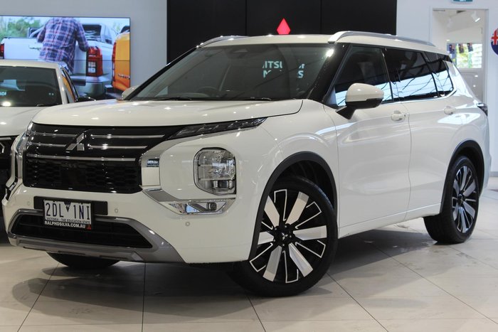 2025 Mitsubishi Outlander Exceed