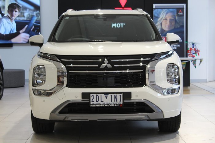 2025 Mitsubishi Outlander Exceed