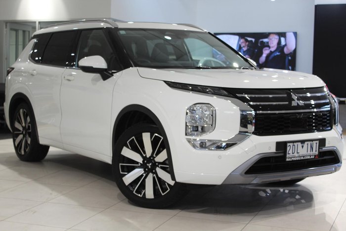 2025 Mitsubishi Outlander Exceed