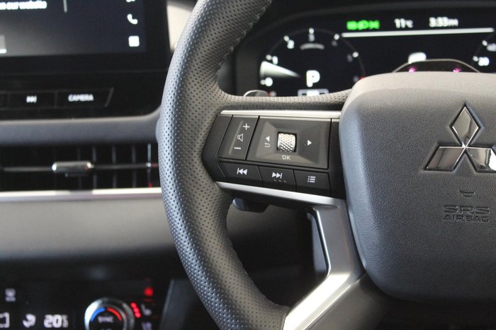 2025 Mitsubishi Outlander Exceed
