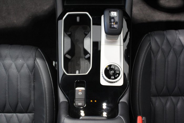 2025 Mitsubishi Outlander Exceed