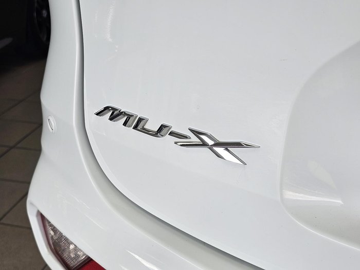 2023 Isuzu MU-X LS-T MY23 4X4 Dual Range White