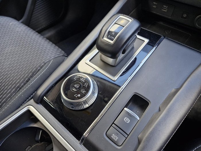 2022 Mitsubishi Outlander LS